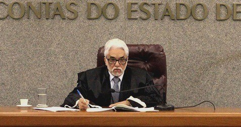 O relator do processo, conselheiro Wanderley Ávila (Foto: Karina Camargos Coutinho)